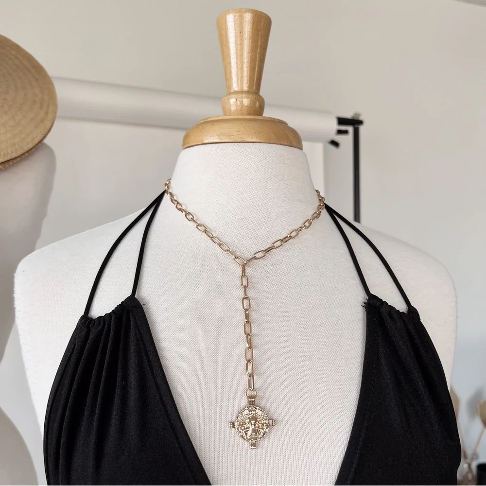 SOLD OUT ❌ OUT TO GET EM HALTER TOP - Picture 6 of 6